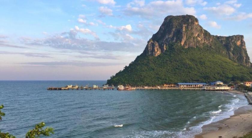 Joy Hotel Prachuap Khiri Khan Exterior photo