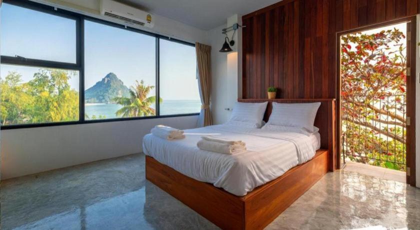 Joy Hotel Prachuap Khiri Khan Exterior photo